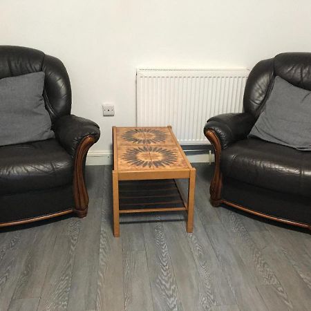 2 Bedroom Apartment Πλίμουθ Εξωτερικό φωτογραφία