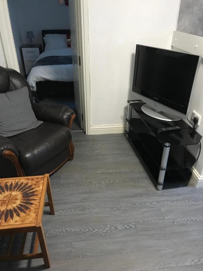 2 Bedroom Apartment Πλίμουθ Εξωτερικό φωτογραφία